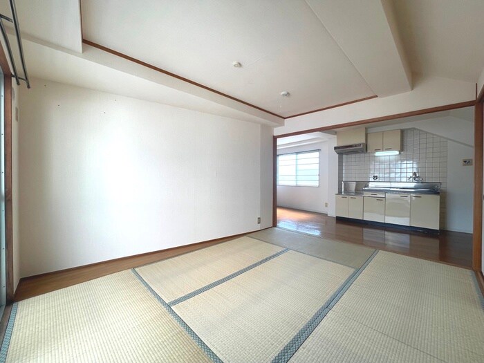 物件内観写真7　(居室)