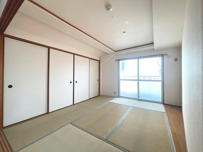 物件内観写真8　(居室)