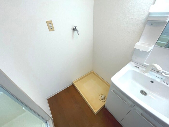 物件内観写真22　(洗濯機置場)