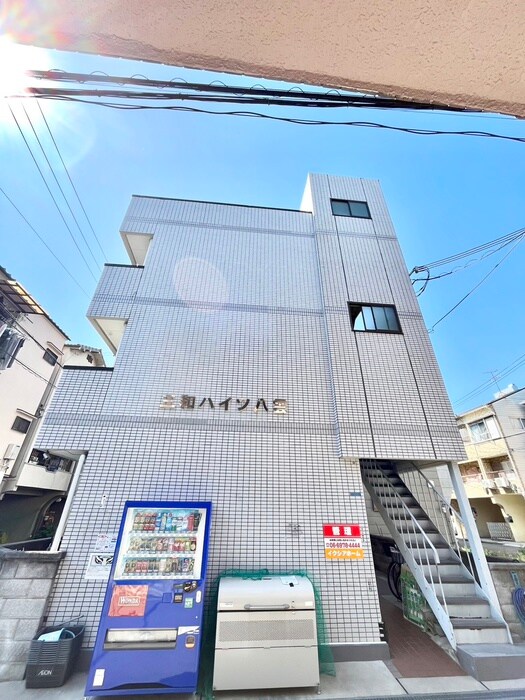 物件外観写真3　(外観写真)