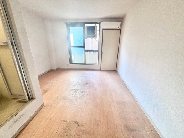 物件内観写真11　(居室)