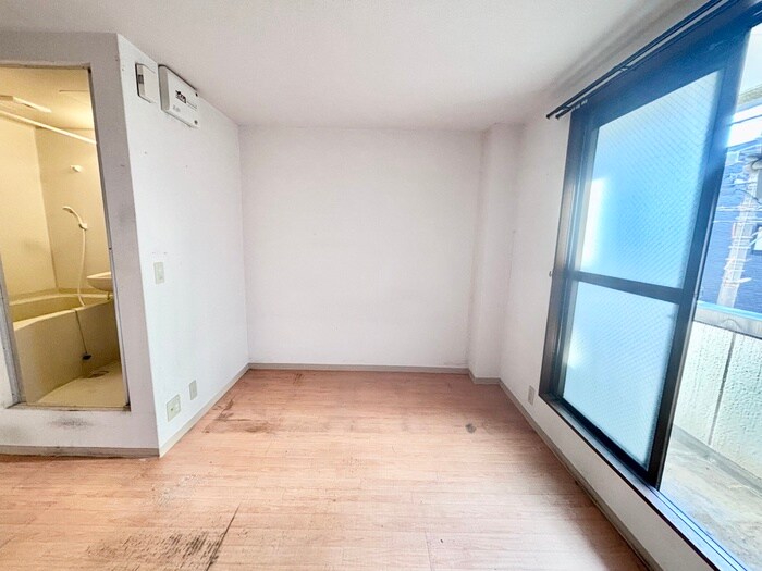 物件内観写真12　(居室)