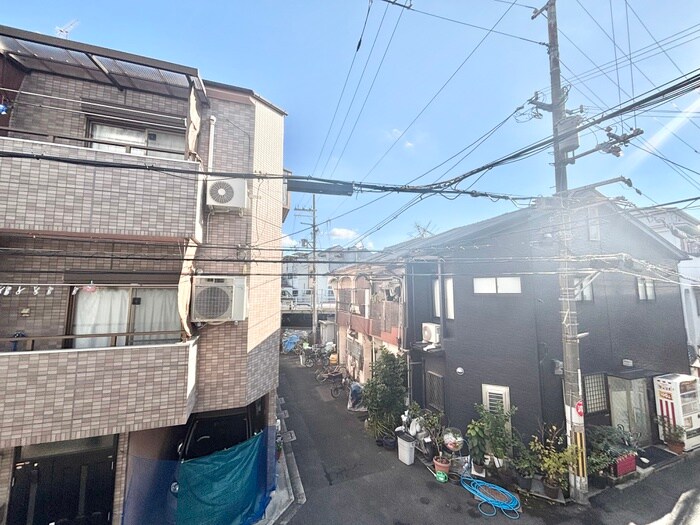 物件内観写真18　(室内からの展望)