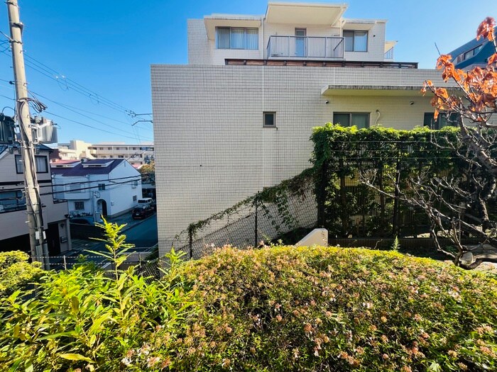 物件内観写真21　(室内からの展望)