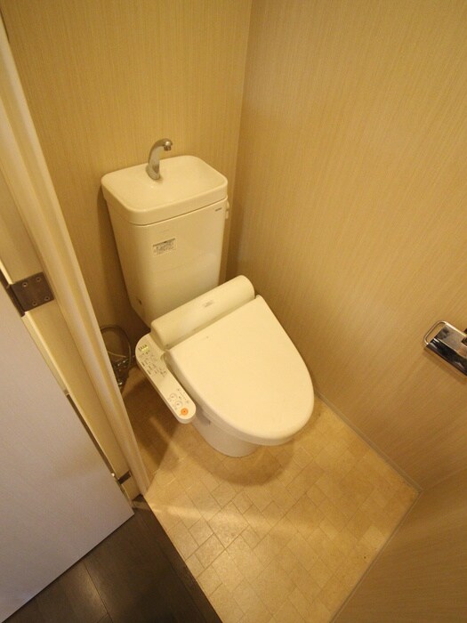 物件内観写真12　(トイレ)