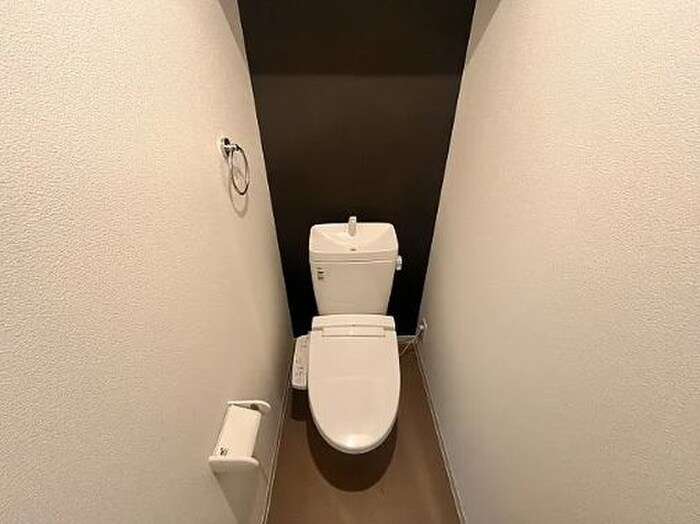 物件内観写真6　(トイレ)