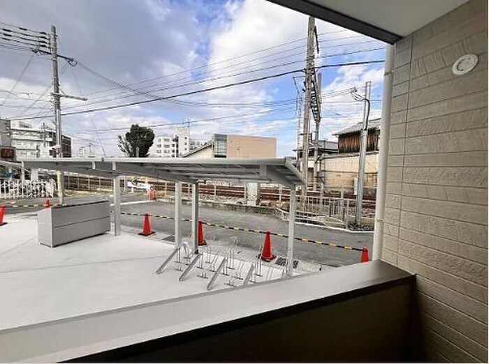 物件内観写真12　(室内からの展望)