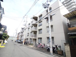 旭町ブル－ハイツ外観写真
