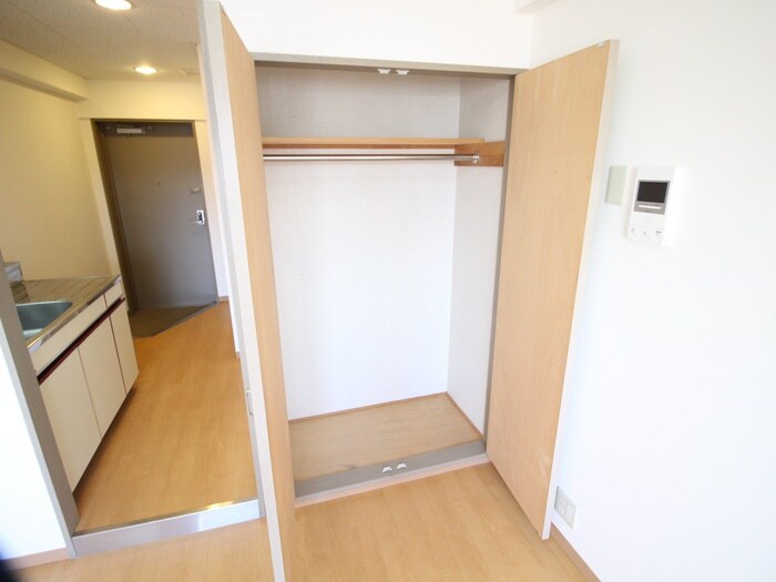物件内観写真8　(収納)