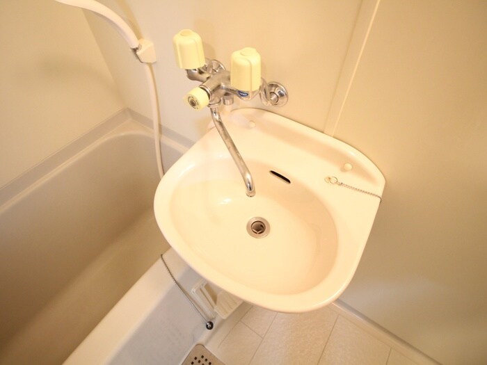 物件内観写真11　(洗面)