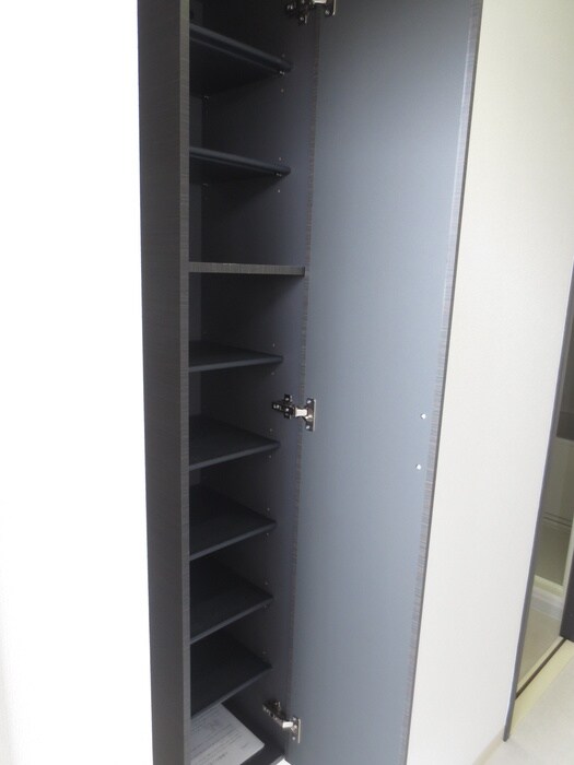 物件内観写真8　(靴箱)