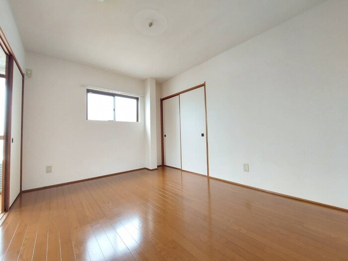 物件内観写真6　(居室)