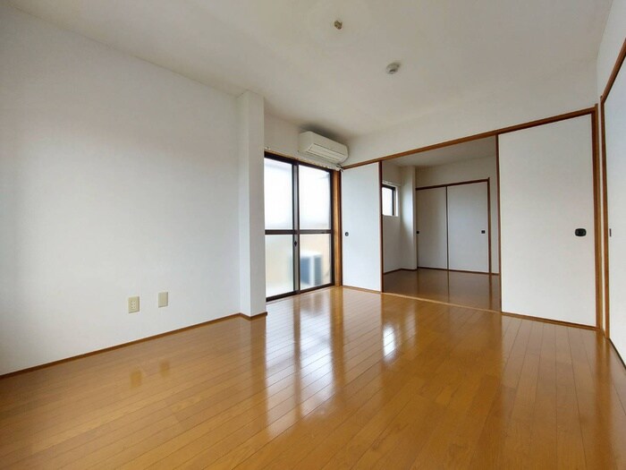 物件内観写真7　(居室)