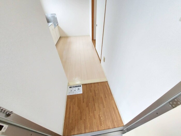 物件内観写真15　(玄関)