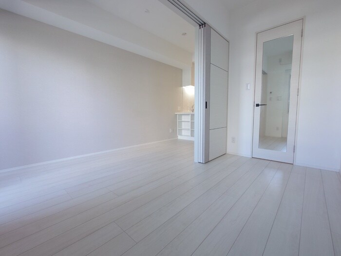 物件内観写真11　(居室)