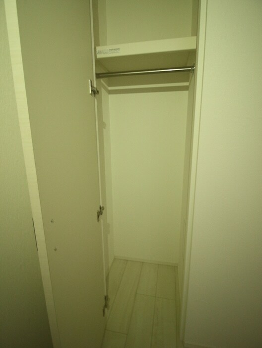 物件内観写真17　(収納)