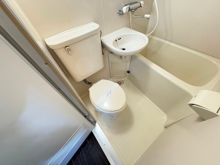 物件内観写真13　(トイレ)