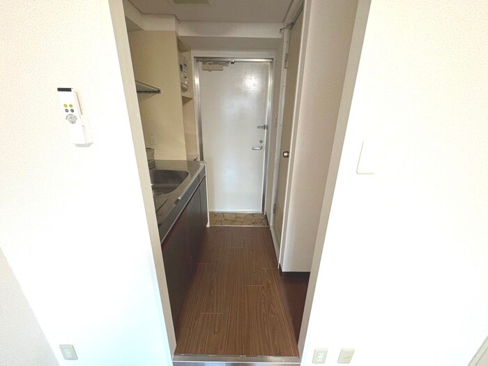 物件内観写真19　(廊下)