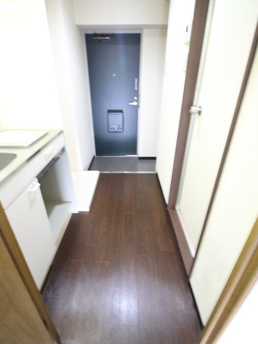 物件内観写真13　(廊下)