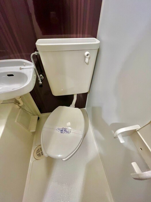 物件内観写真14　(トイレ)