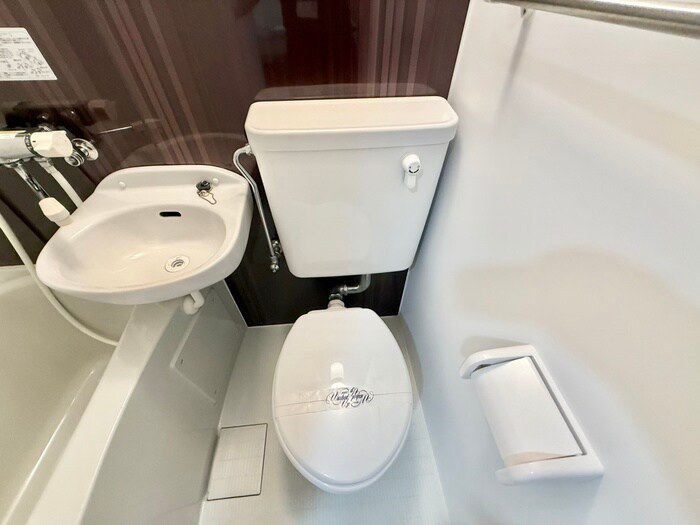 物件内観写真15　(トイレ)