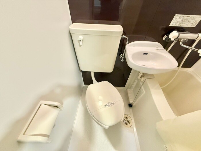 物件内観写真15　(トイレ)