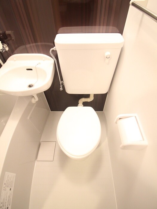 物件内観写真15　(トイレ)