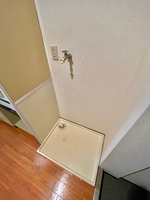 物件内観写真20　(洗濯機置場)