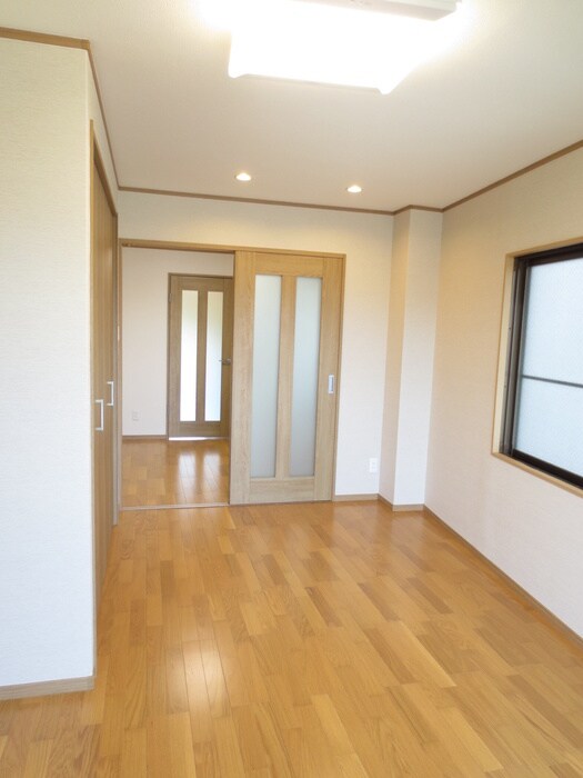 物件内観写真13　(居室)