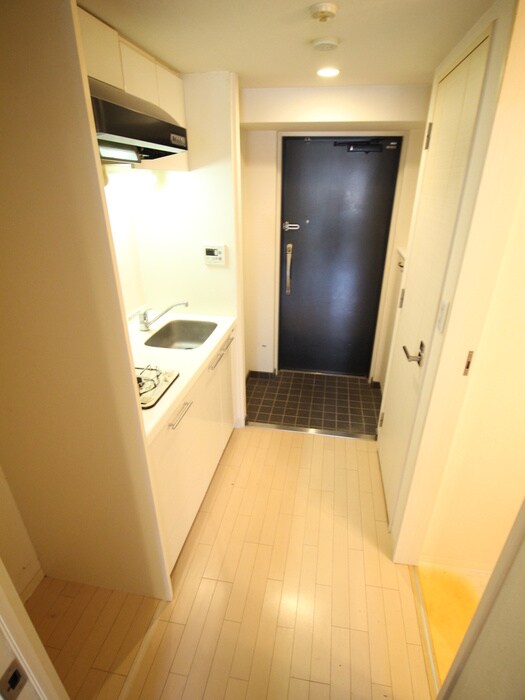 物件内観写真16　(廊下)