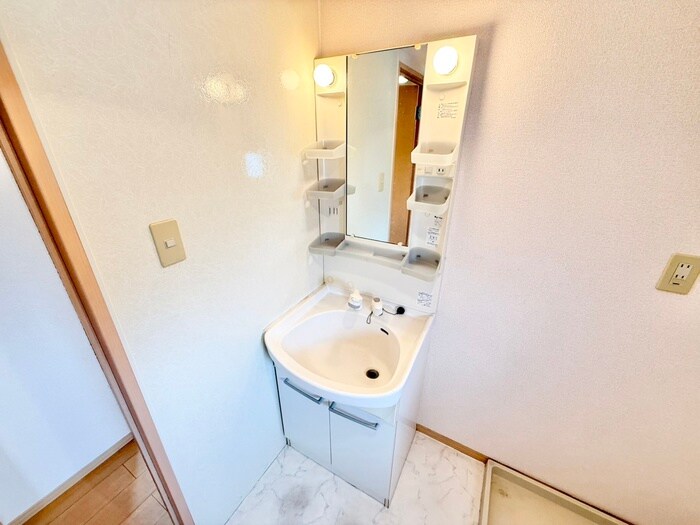 物件内観写真14　(洗面)