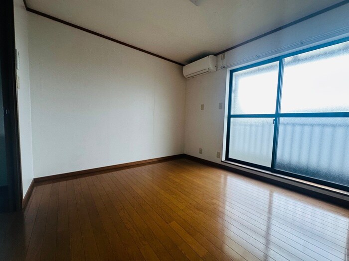 物件内観写真18　(居室)