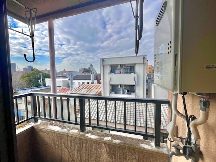 物件内観写真19　(室内からの展望)