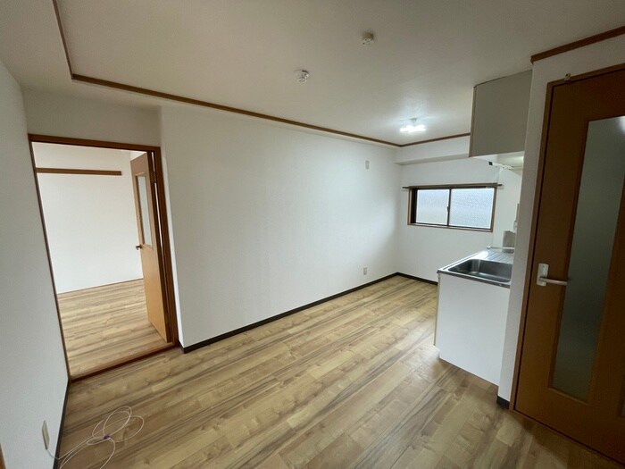 物件内観写真12　(居室)