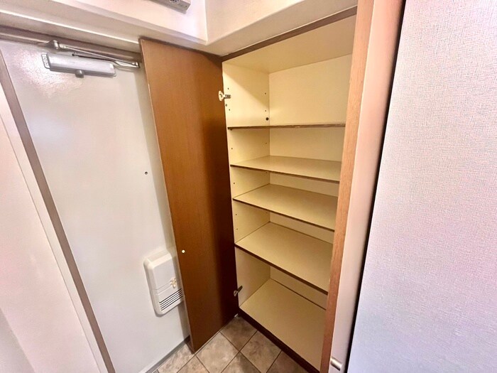 物件内観写真21　(靴箱)