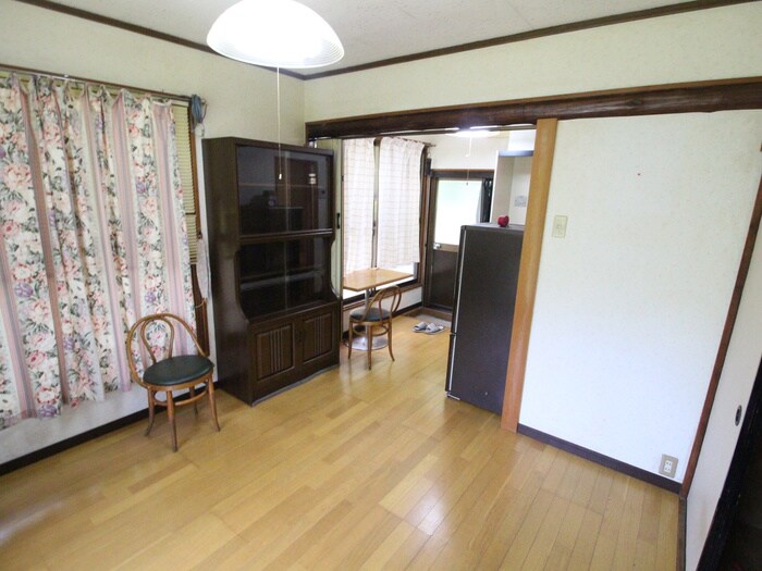 物件内観写真6　(居室)