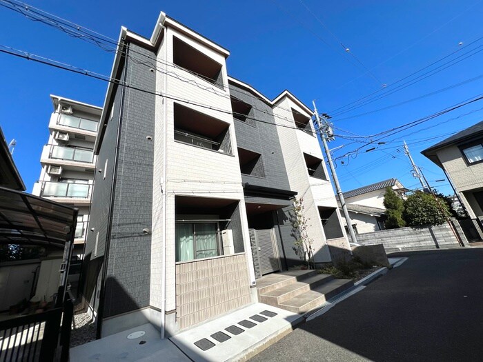 物件外観写真2　(外観写真)