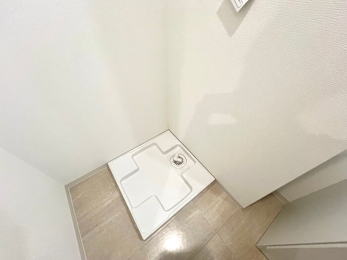 物件内観写真18　(洗濯機置場)