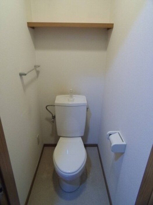 物件内観写真15　(トイレ)