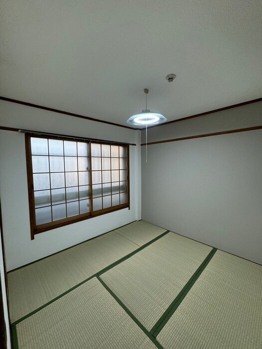 物件内観写真11　(居室)