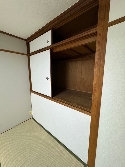 物件内観写真12　(収納)