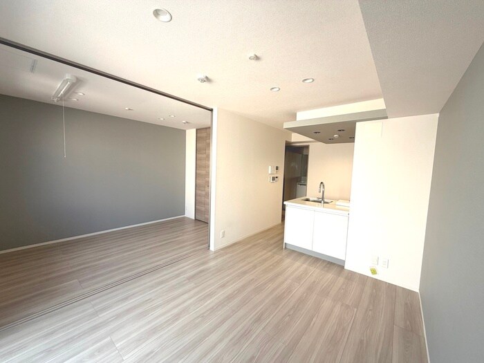 物件内観写真4　(居室)