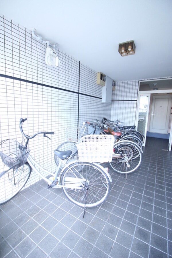 駐輪場