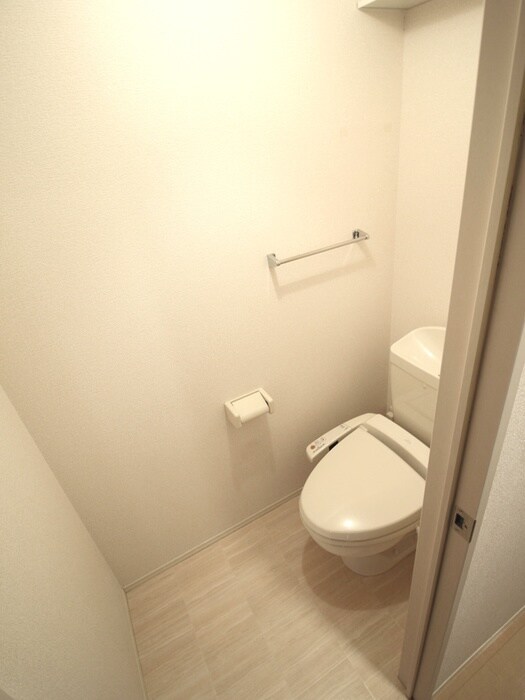 物件内観写真15　(トイレ)