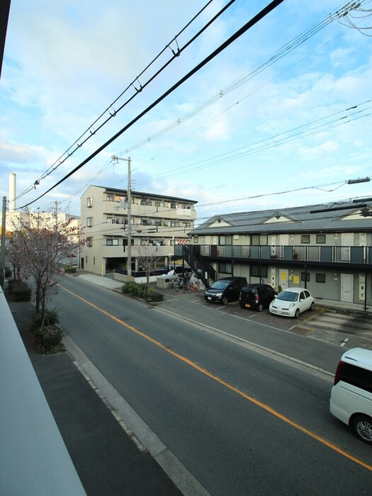 物件内観写真20　(室内からの展望)