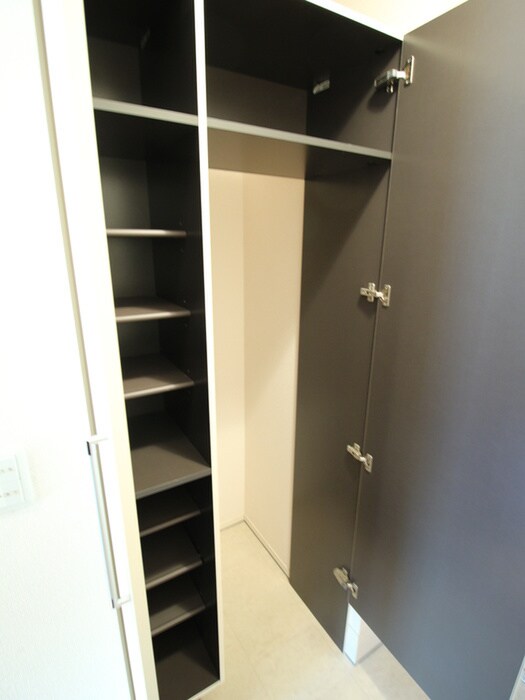 物件内観写真22　(靴箱)