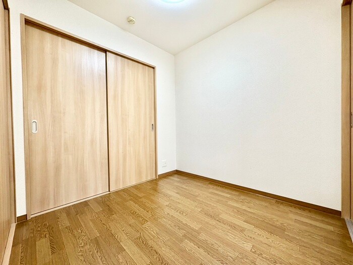 物件内観写真13　(居室)