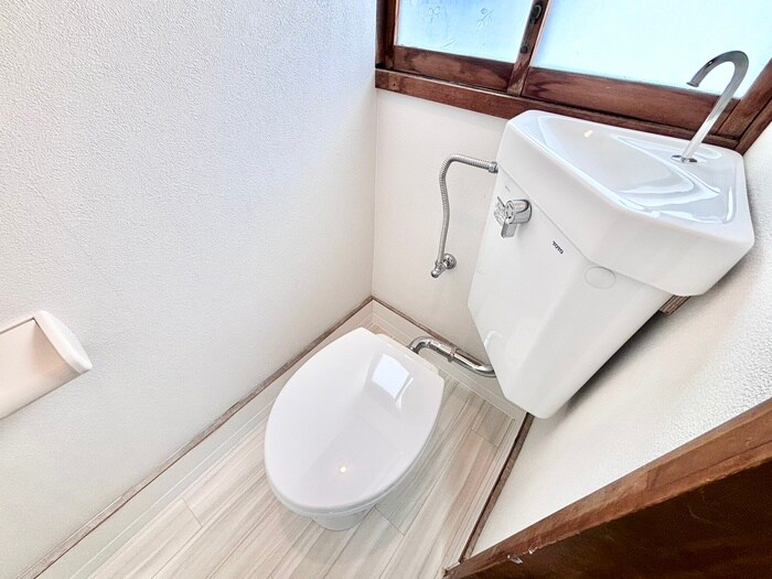 物件内観写真16　(トイレ)