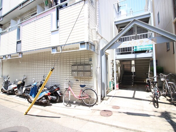 エントランス部分