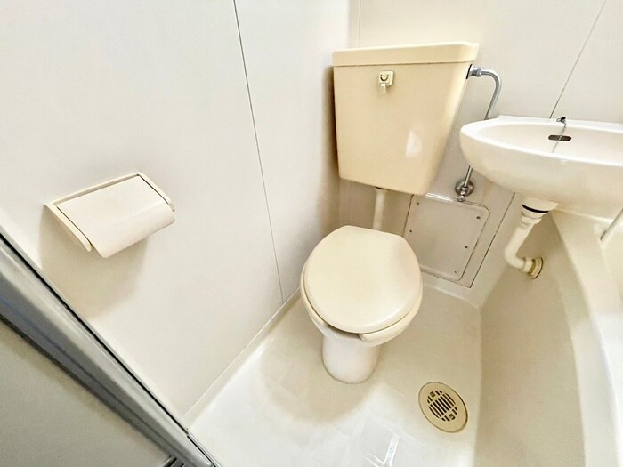 物件内観写真14　(トイレ)